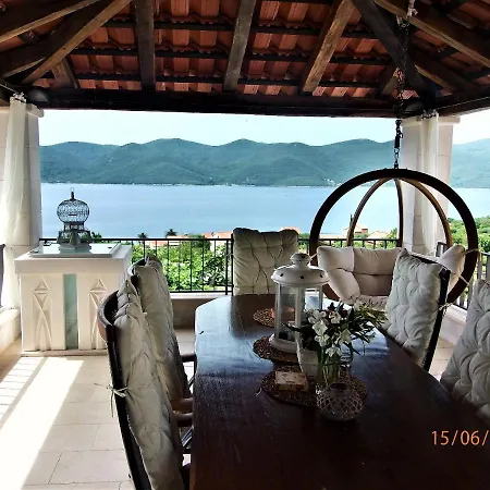 Villa Vila Viganj *