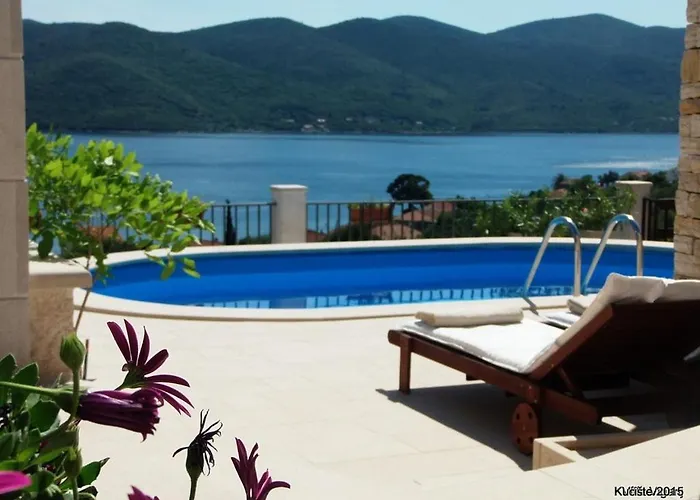 Vila Viganj ヴィラ