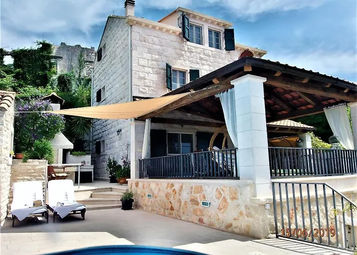 Vila Viganj ヴィラ ヴィガニ